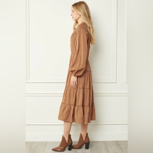 Anthropologie Entro Long-Sleeved Tiered Midi Dress - Picture 15 of 15